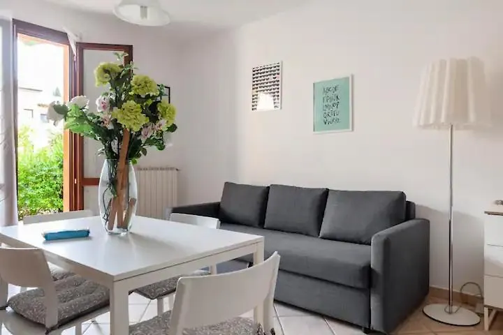 Casa Nadia - Incantevole Appartamento Con Giardino Guardistallo Italy
