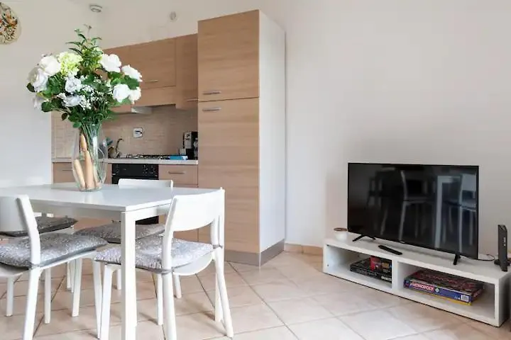 Apartment Casa Nadia - Incantevole Appartamento Con Giardino Guardistallo Italy